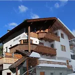 Haus Saumspitz * Sankt Anton am Arlberg